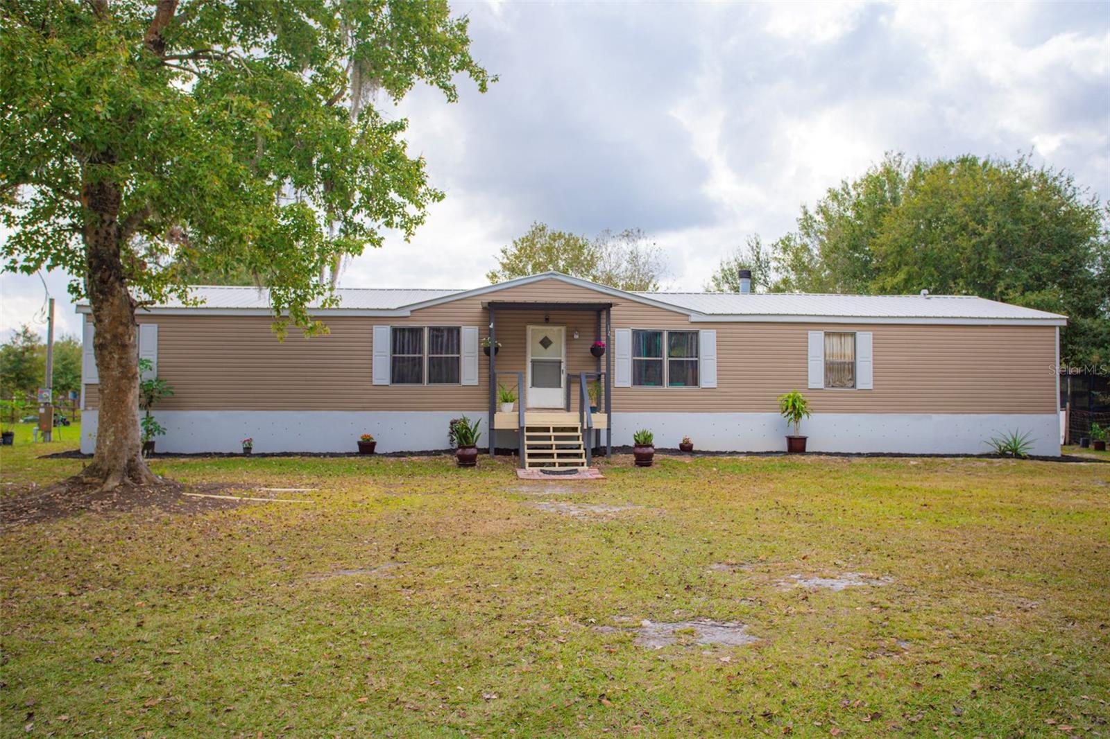 41 Ferguson Ln, FL