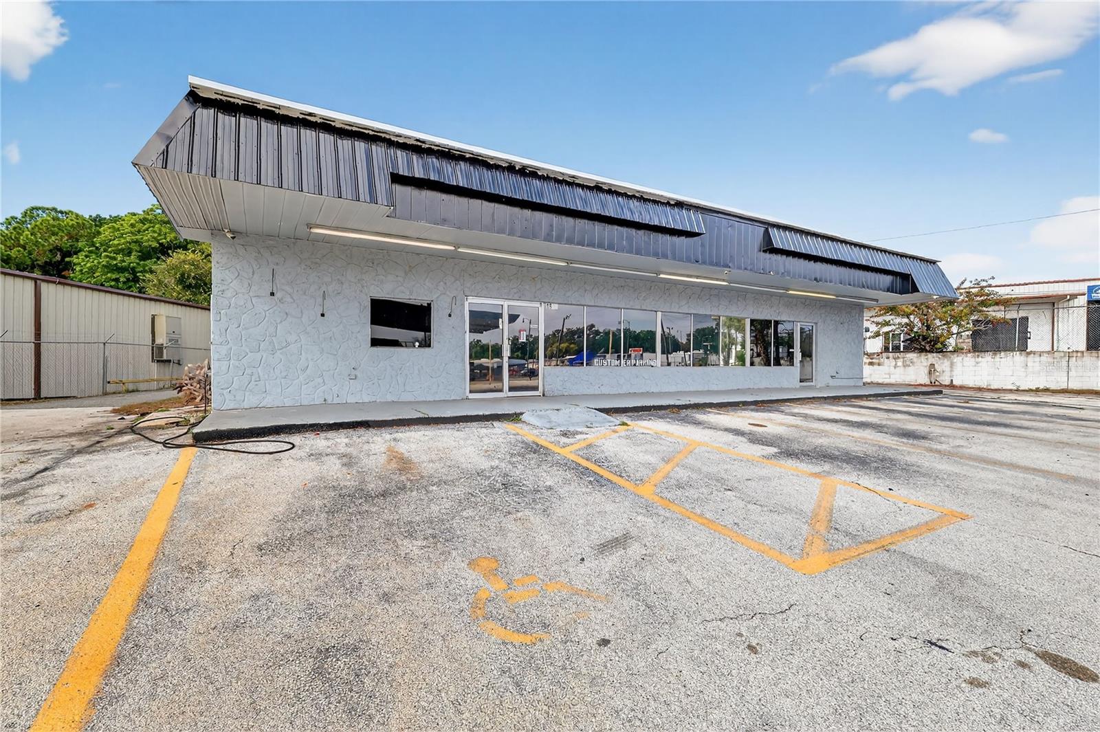 1526 Us Highway 441, FL