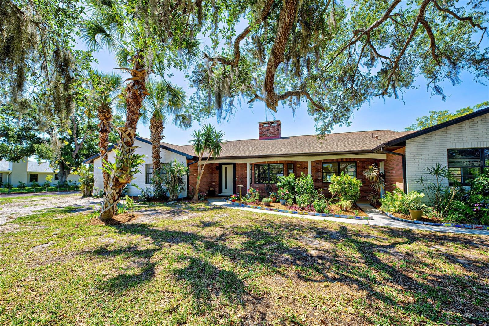 1061 Owl Dr, FL