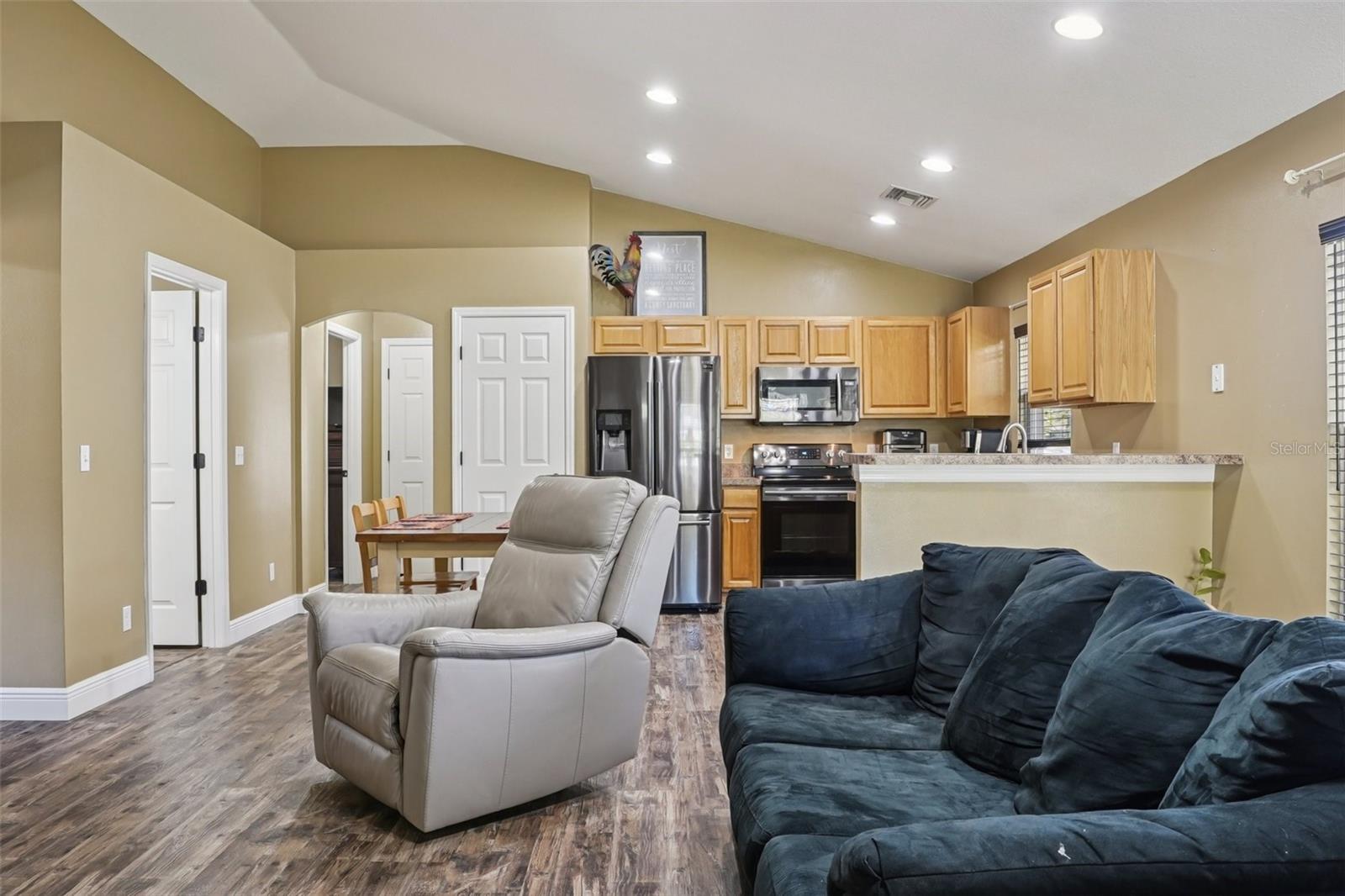 4542 Lemon Street, FL
