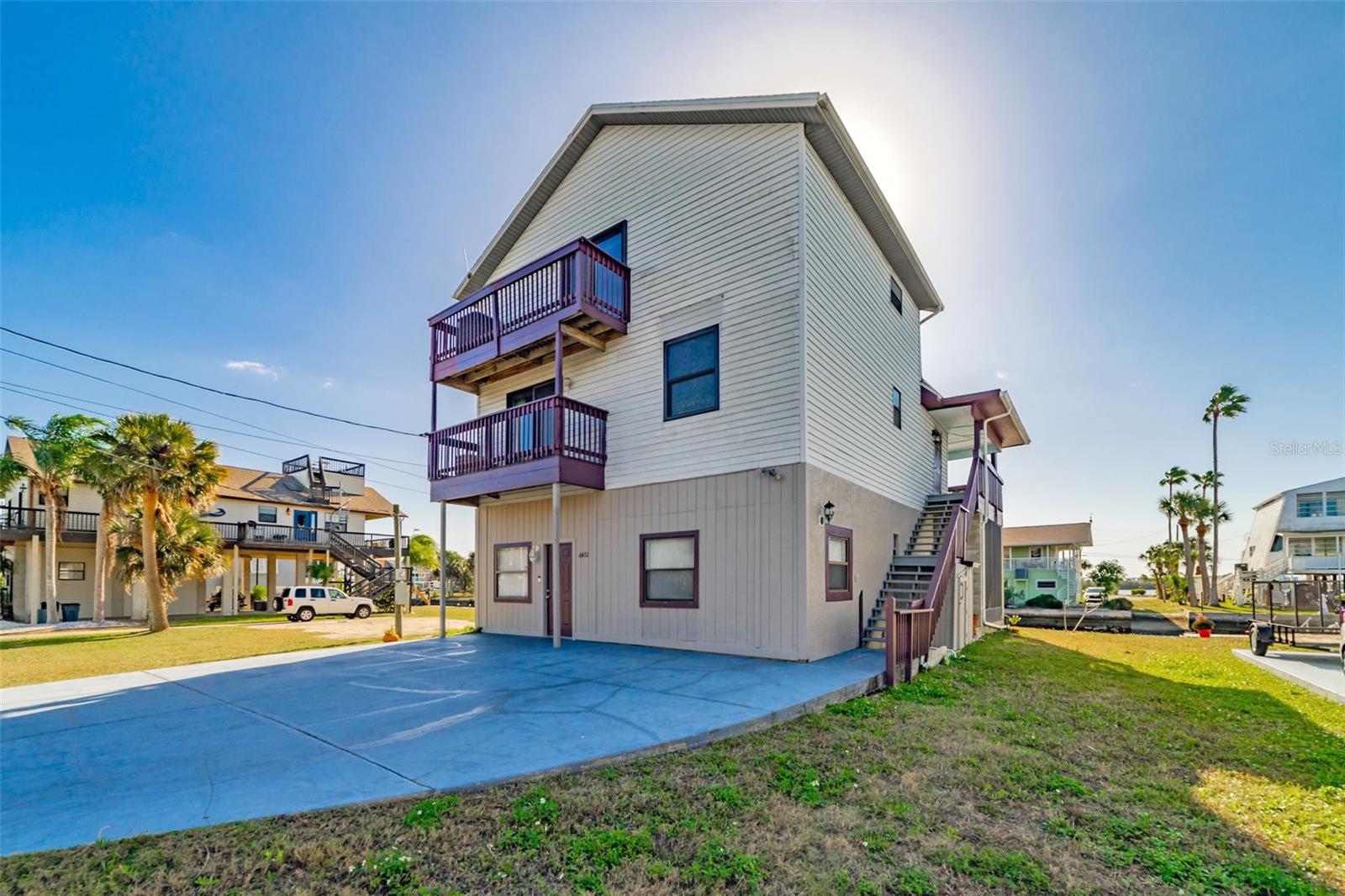 6432 Driftwood Drive, FL