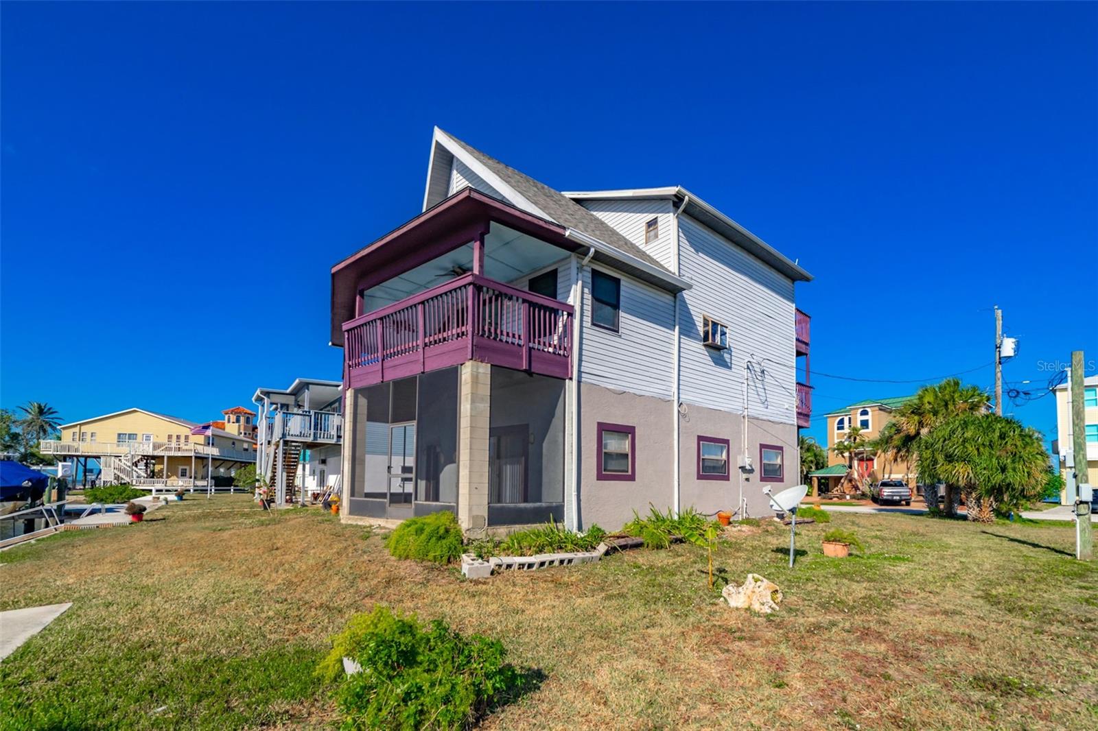 6432 Driftwood Drive, FL