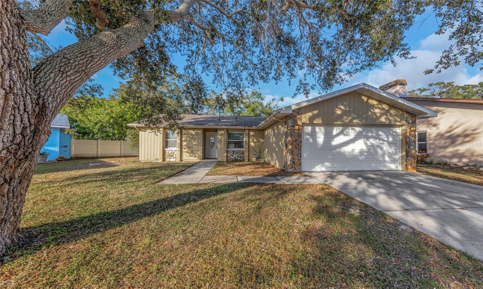 224 Whisper Lake Road, FL