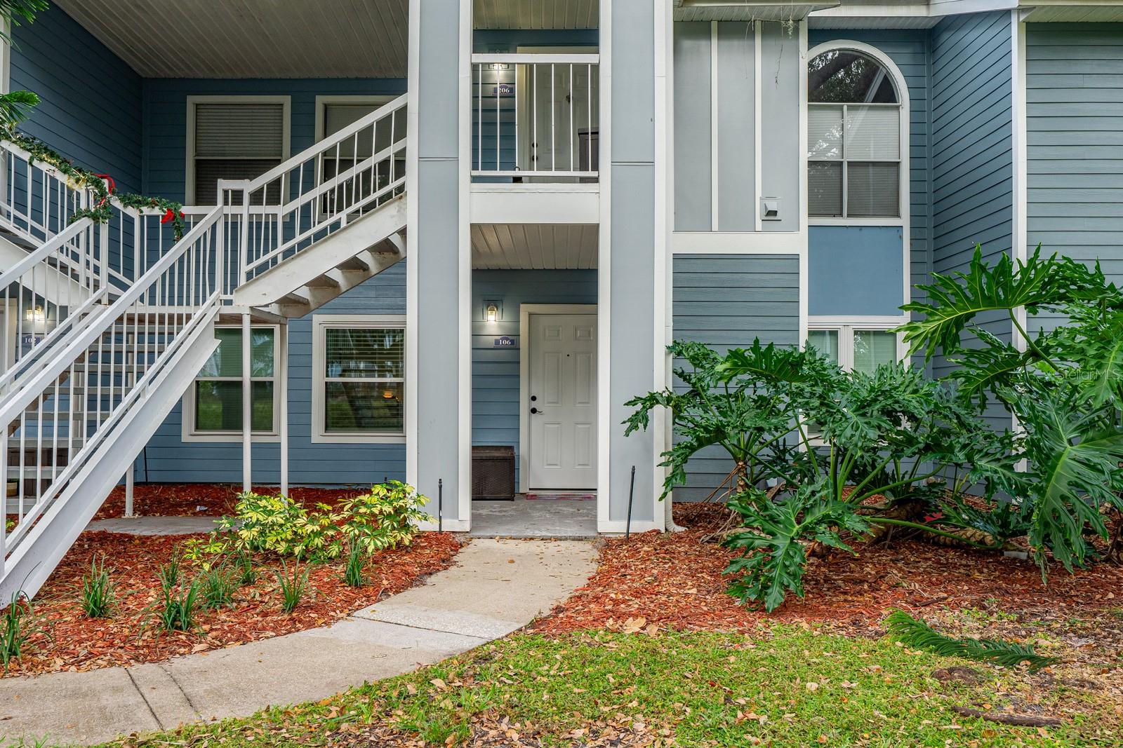 2584 Grassy Point Dr #106, FL