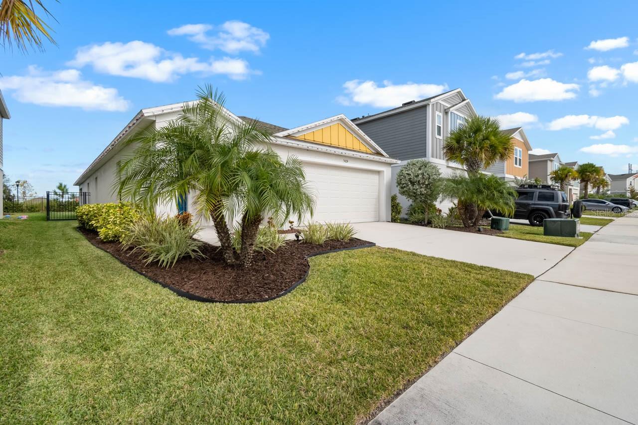 5424 Summer Sunset Dr, FL