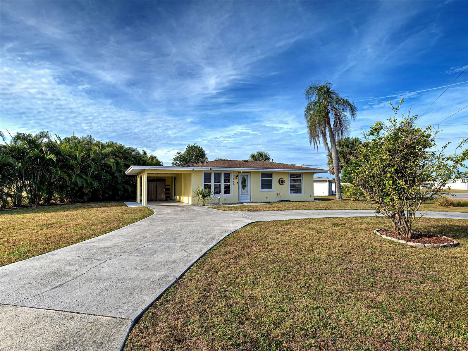 3371 Pinetree Street, FL