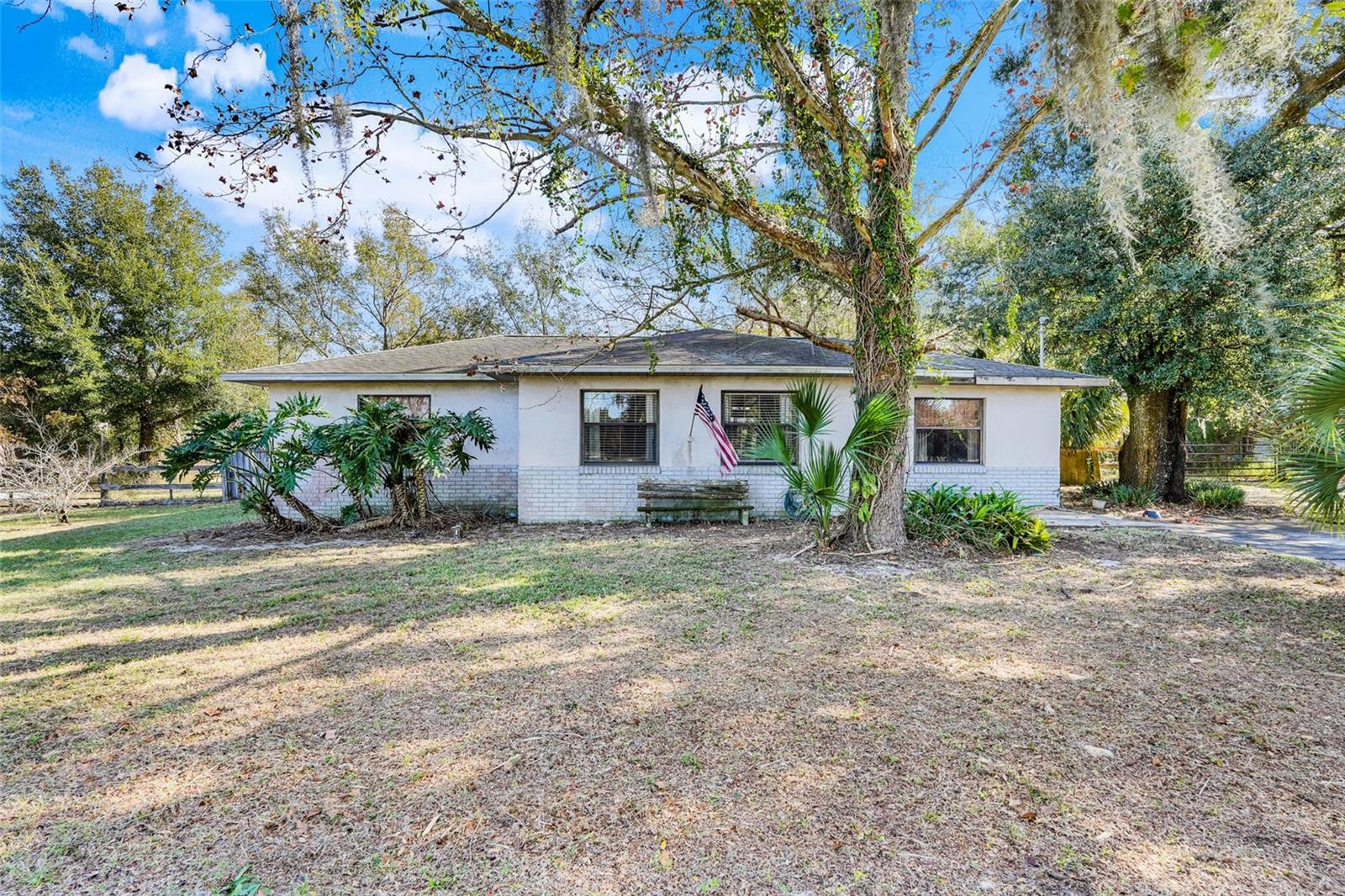37032 Grays Airport Rd, FL