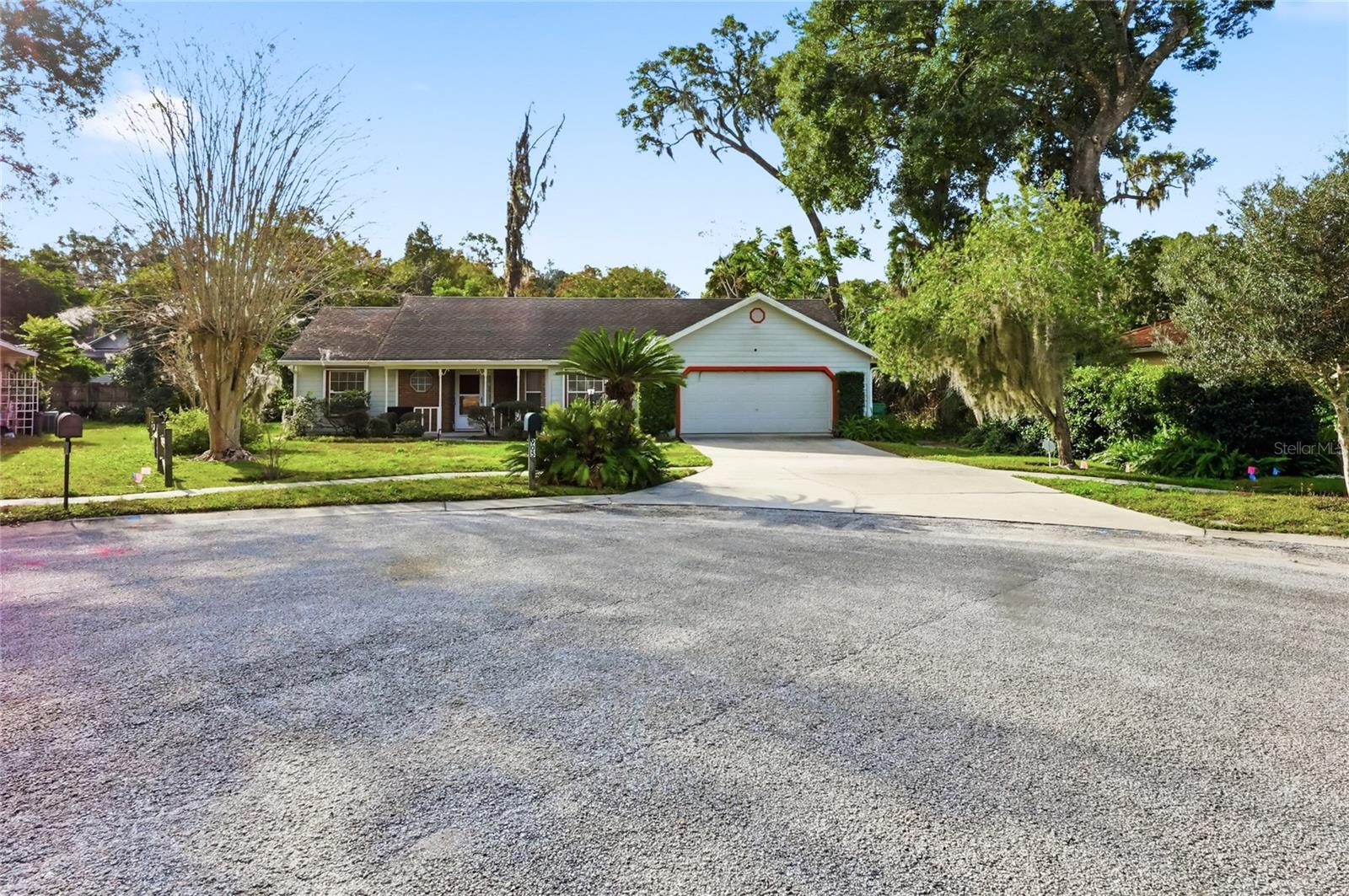 905 Northern Oaks Terrace, FL