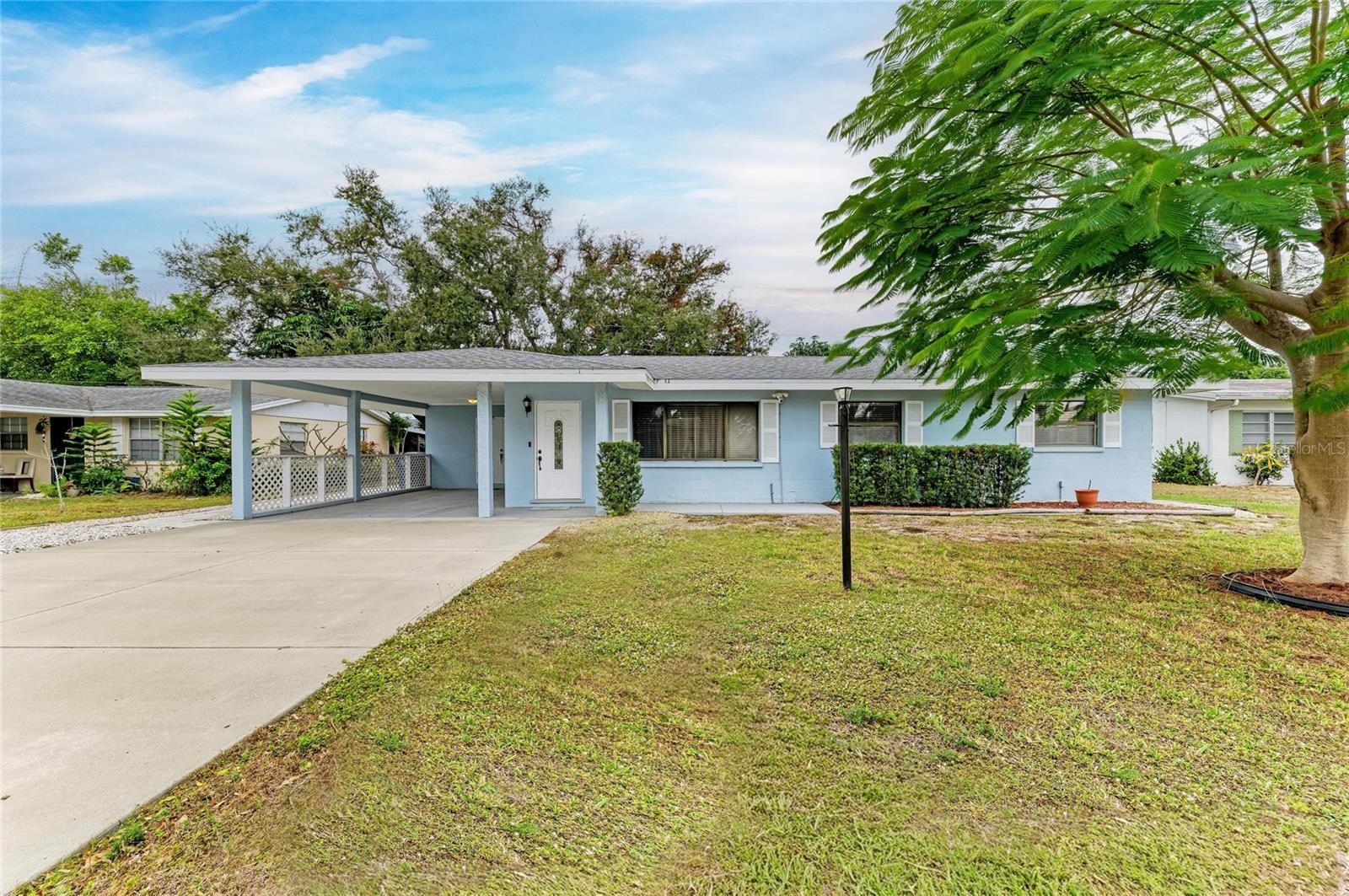 4424 87th St Ct W Street, FL