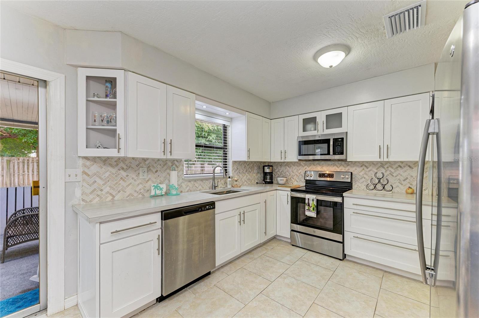 4424 87th St Ct W Street, FL