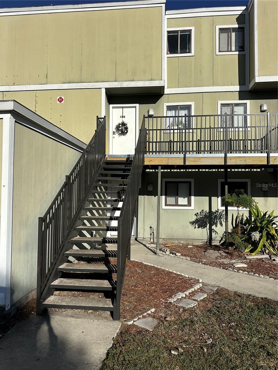 126 Scottsdale Square, FL