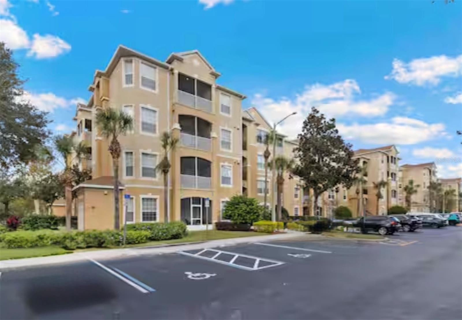 2774 Almaton Loop, FL