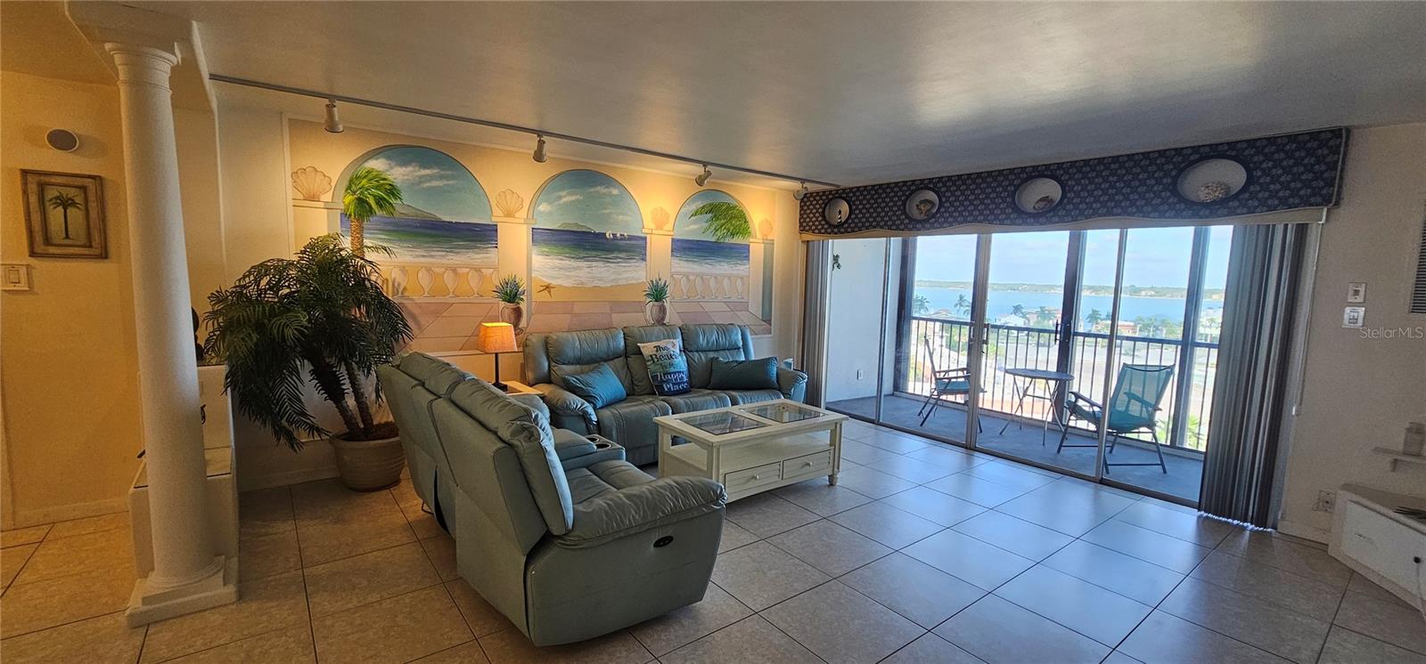 10355 Paradise Boulevard, FL