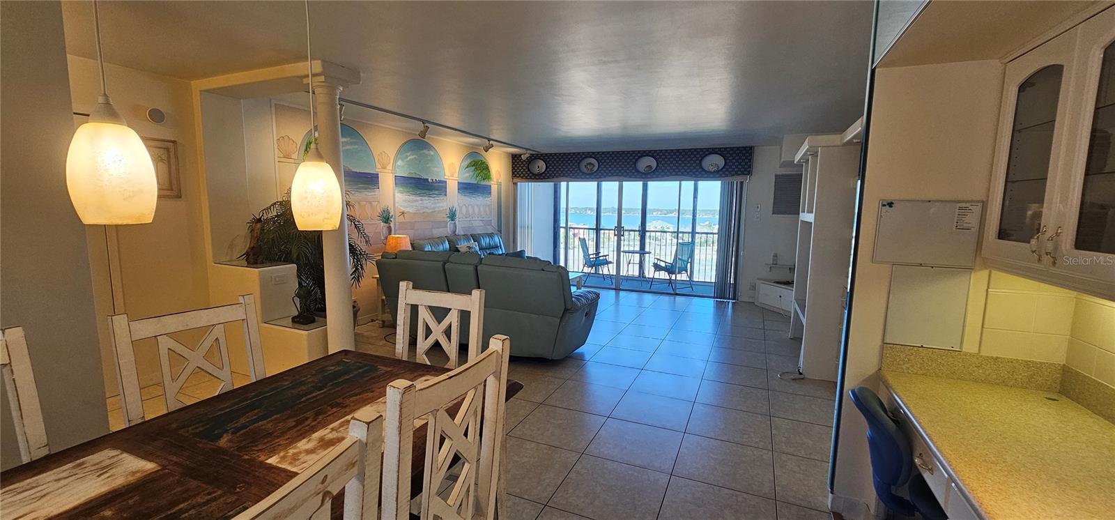 10355 Paradise Boulevard, FL