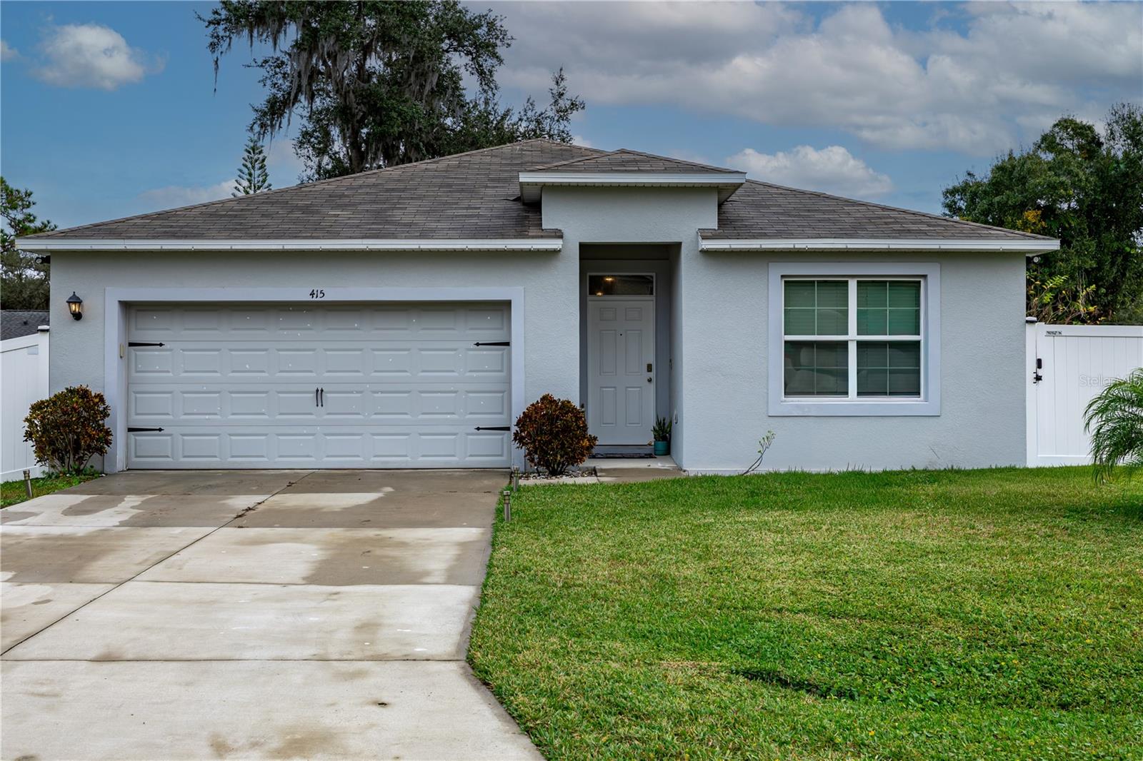 415 Francisco Way, FL