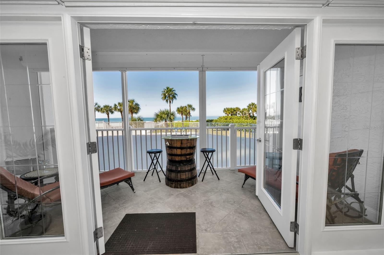 1582 Gulf Blvd #1106, FL