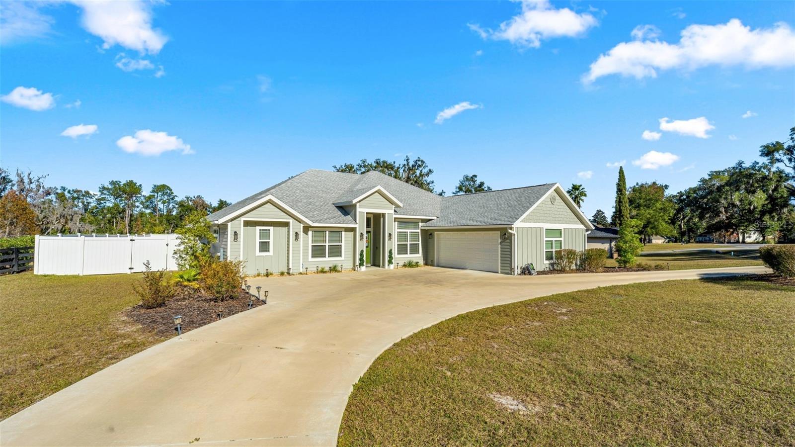 479 Savannah Circle, FL