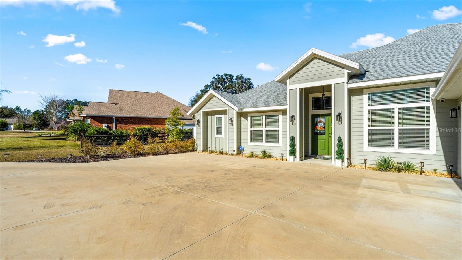 479 Savannah Circle, FL