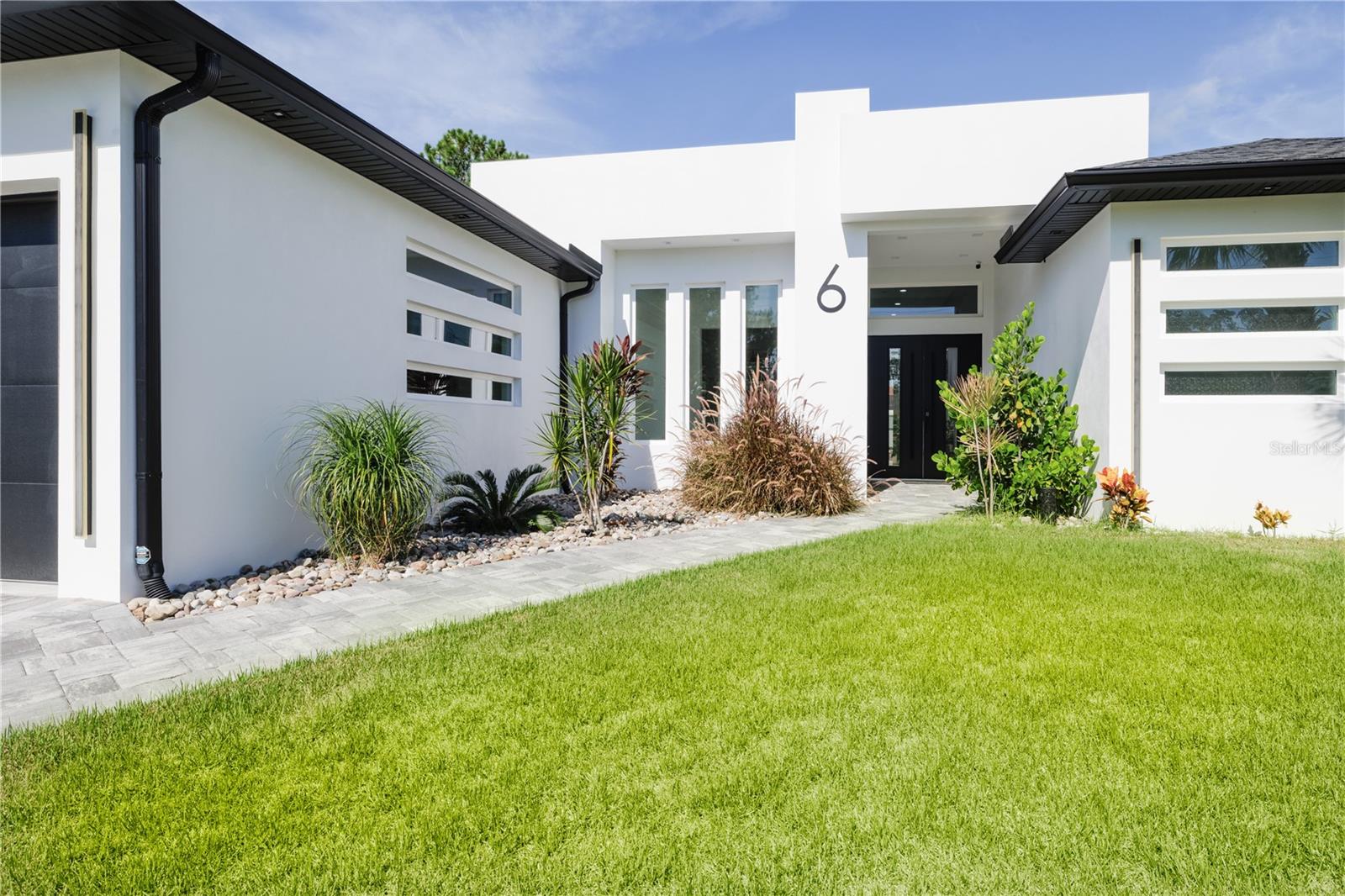 6 Rockne Lane, FL