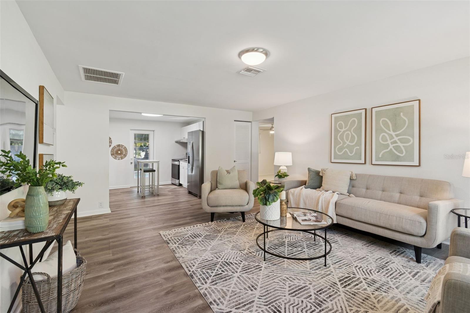 2195 Glen Drive, FL