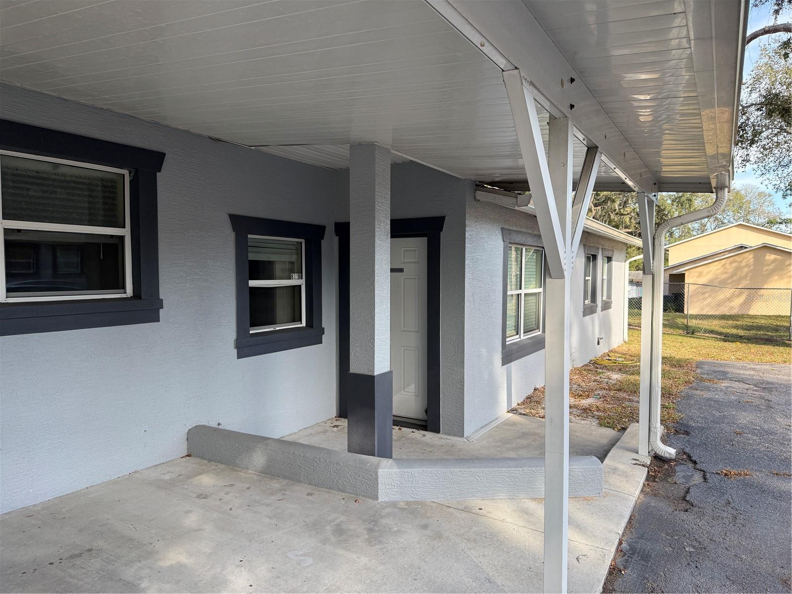 822 Lone Oak Drive, FL