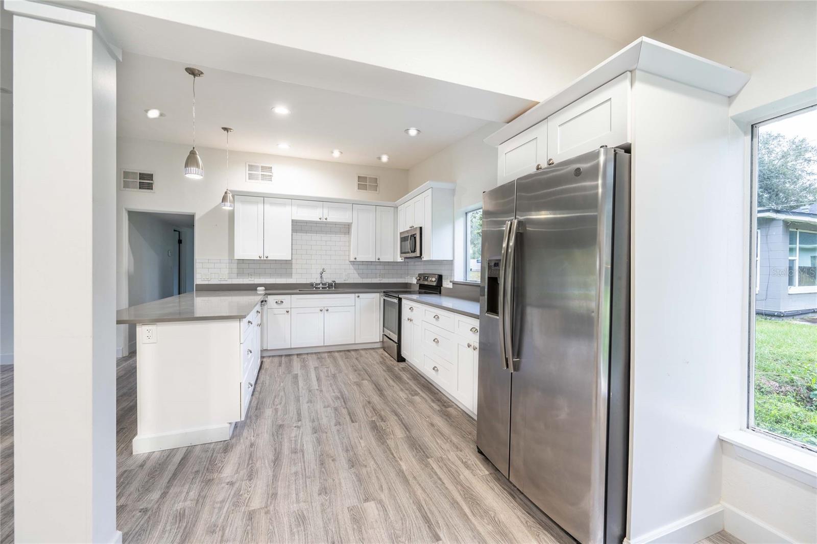 2231 Nairn Drive, FL