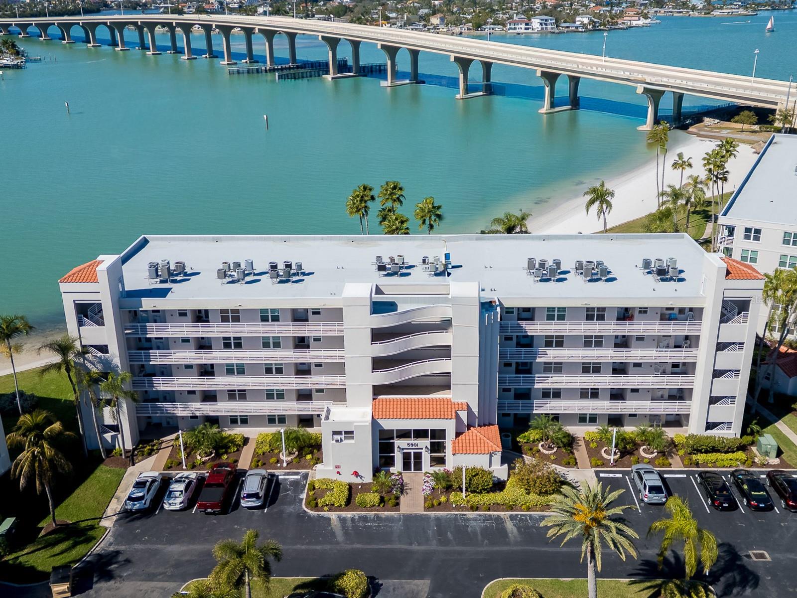 5901 Bahia Del Mar Cir #521, FL