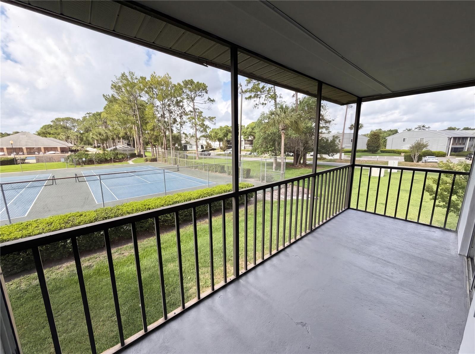 2749 Oak Park Way, FL