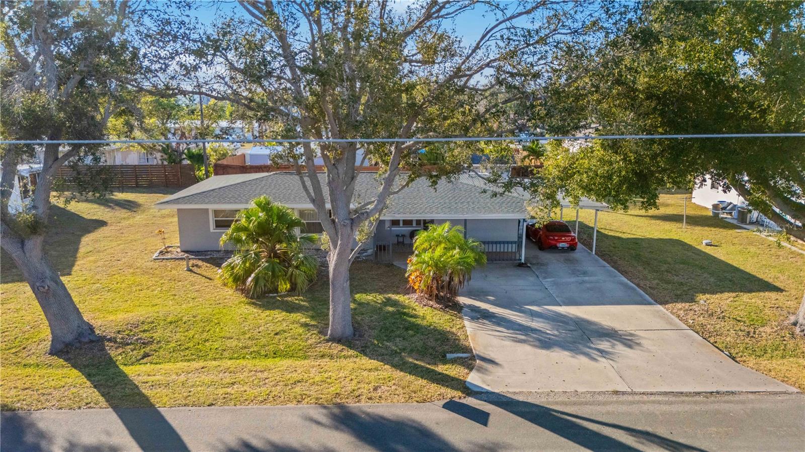 524 Sarabay Rd, FL