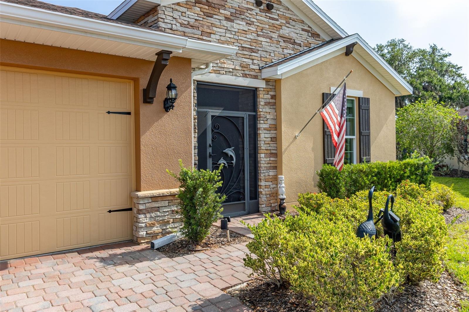 677 Via Corso Court, FL