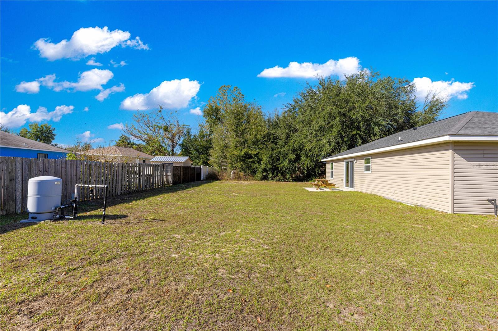 5338 6th Place, FL