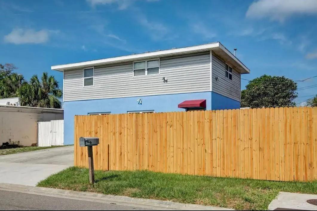 1002 Vine Avenue, FL