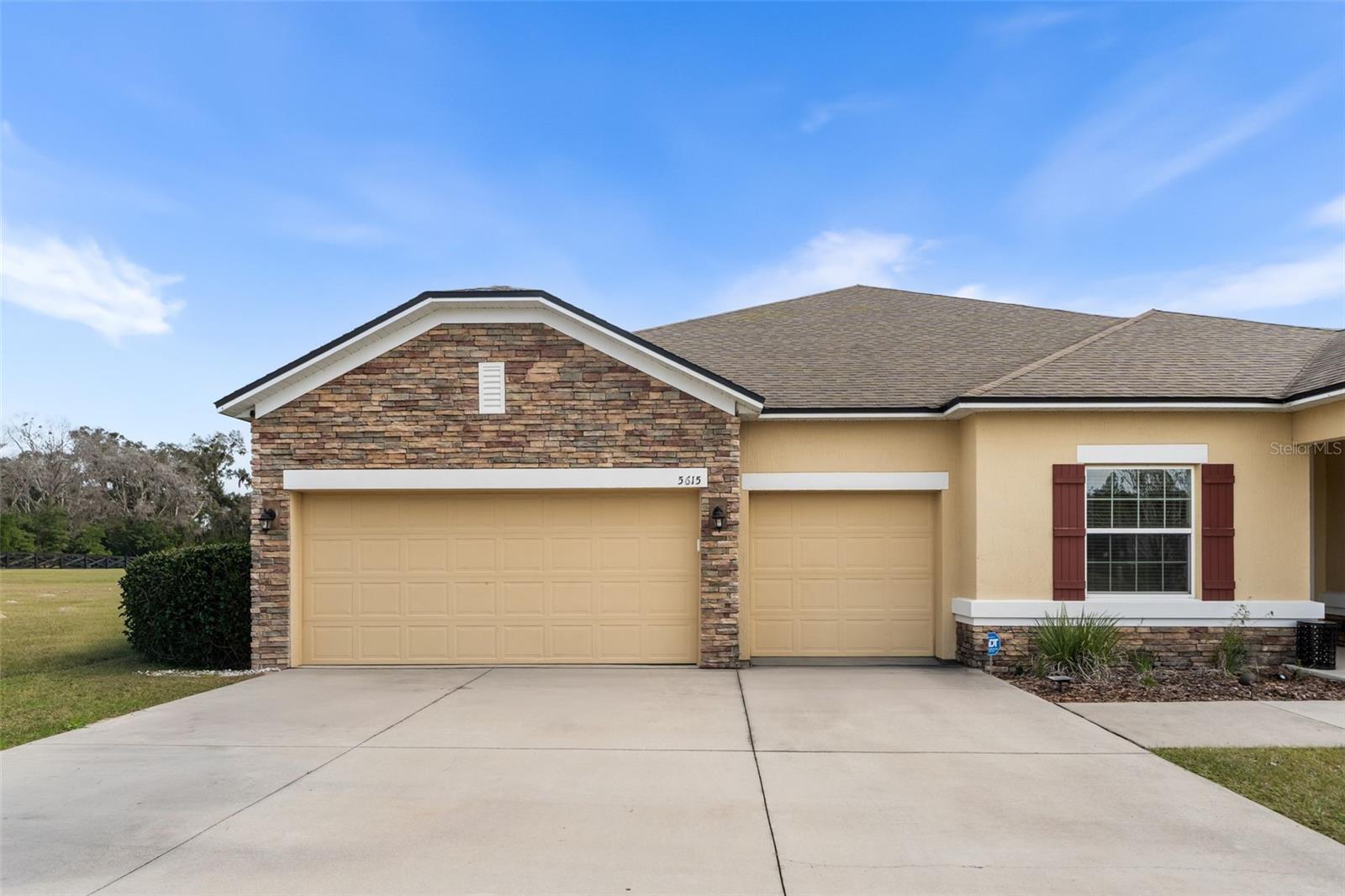 5615 215th Terrace, FL