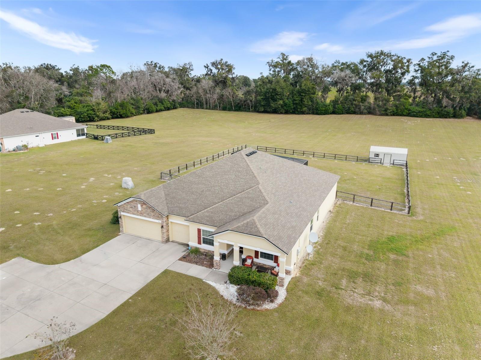 5615 215th Terrace, FL