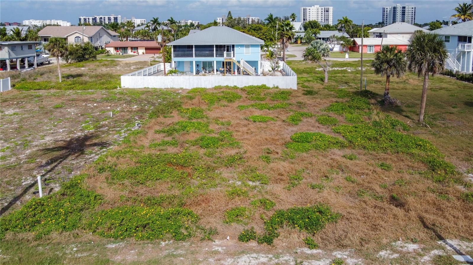8033 Estero Blvd, FL