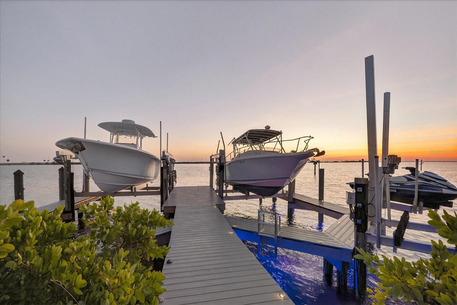 4102 Causeway Vista Drive, FL