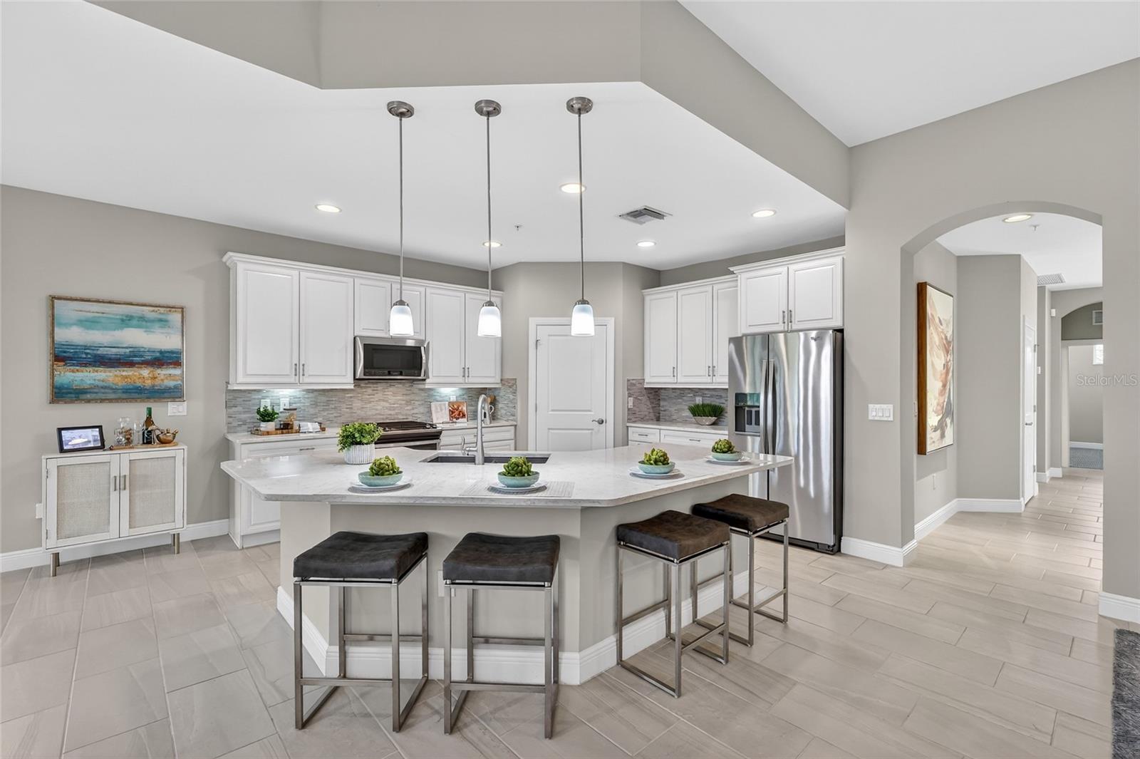 7538 Divot Loop, FL