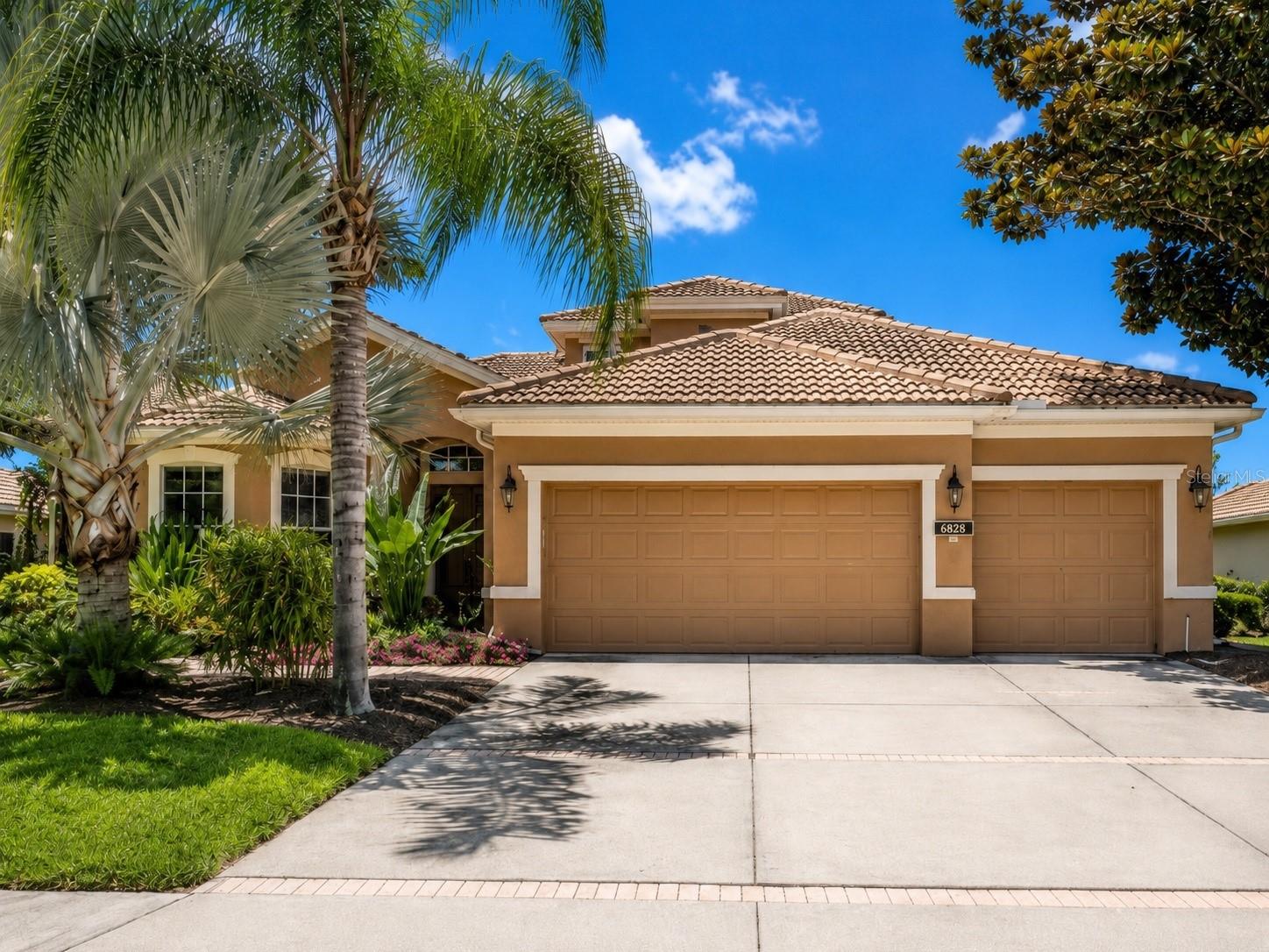 6828 Honeysuckle Trail, FL