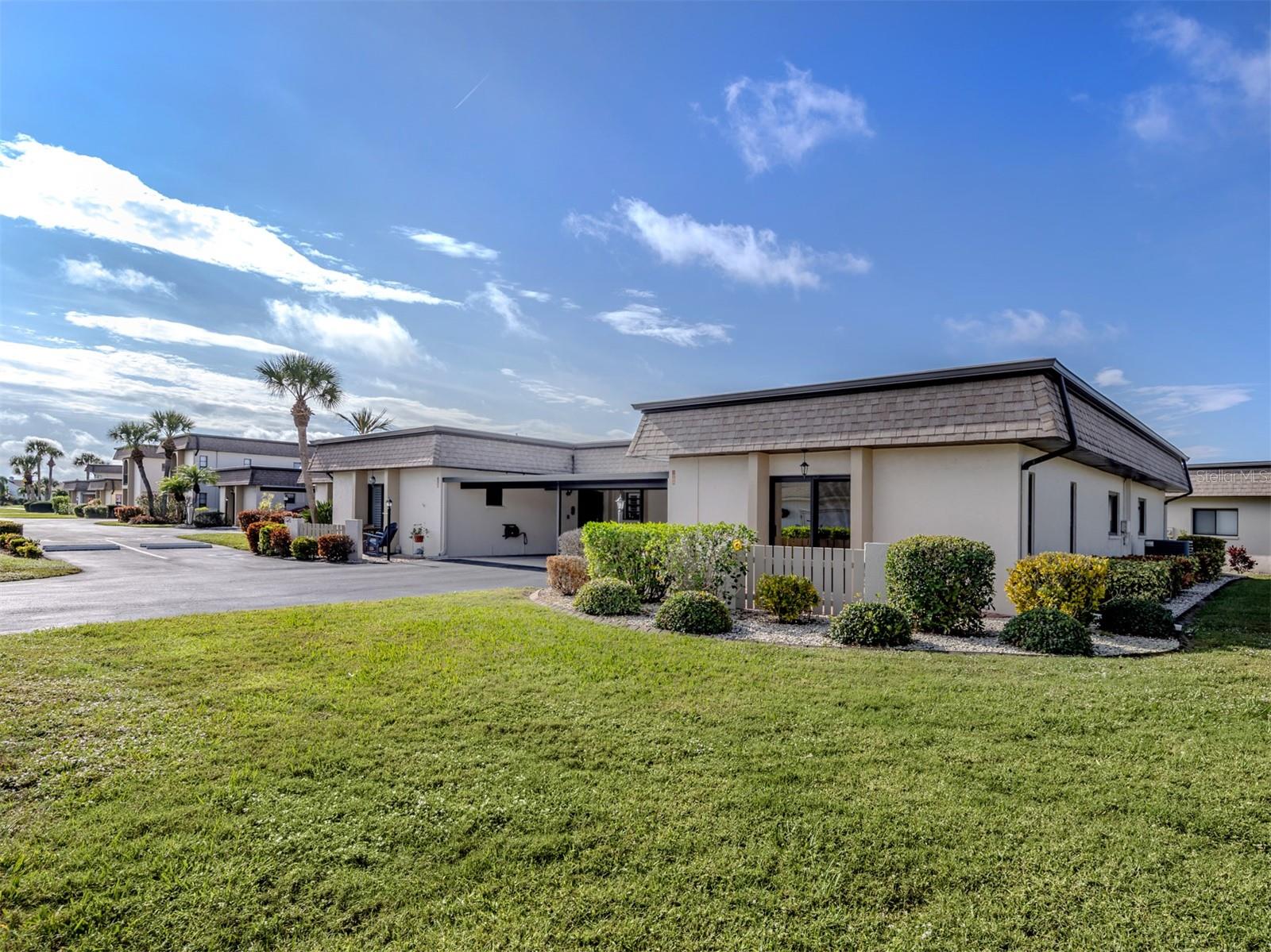 1704 Lakeside Drive, FL