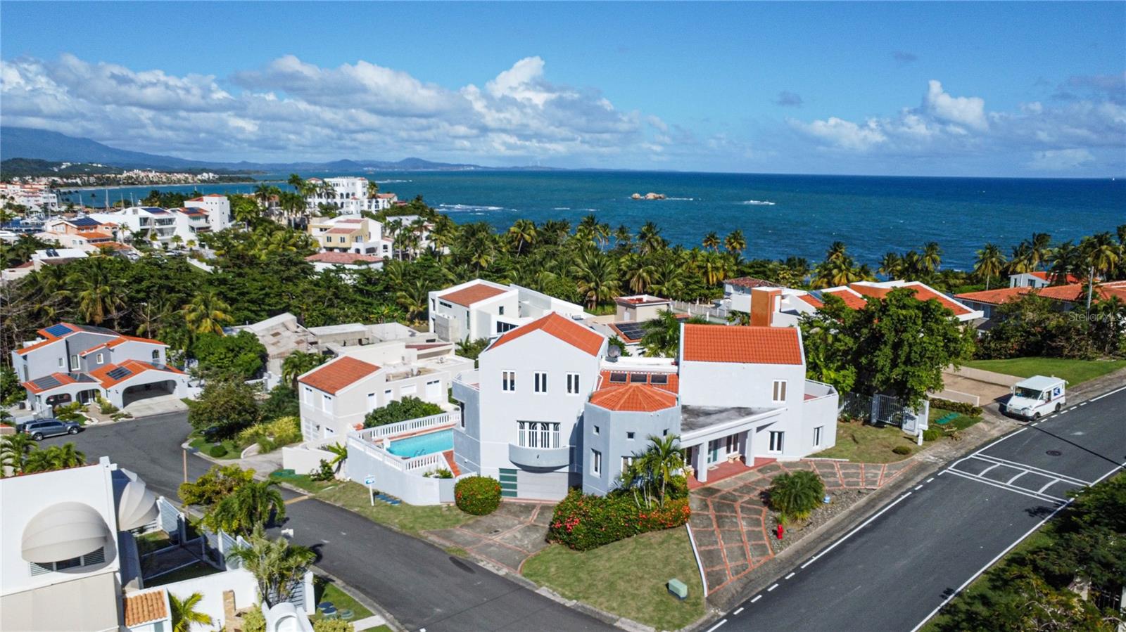44 Surfside, PR