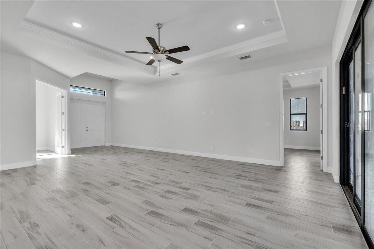 459 2nd, FL