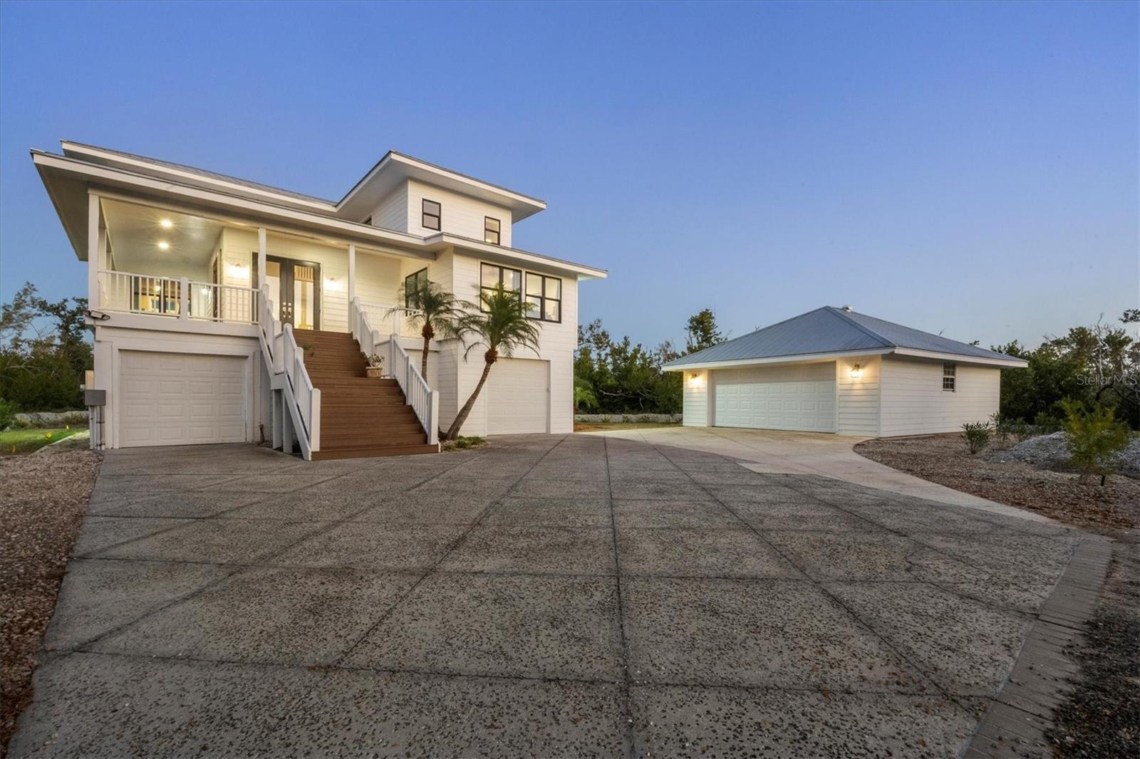 5010 Grouper Hole Ct, FL