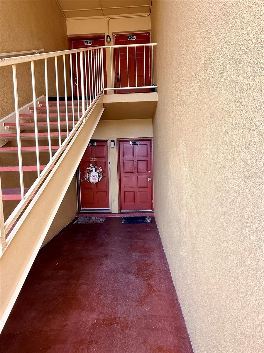 1000 Lake Of The Woods Blvd #104a, FL