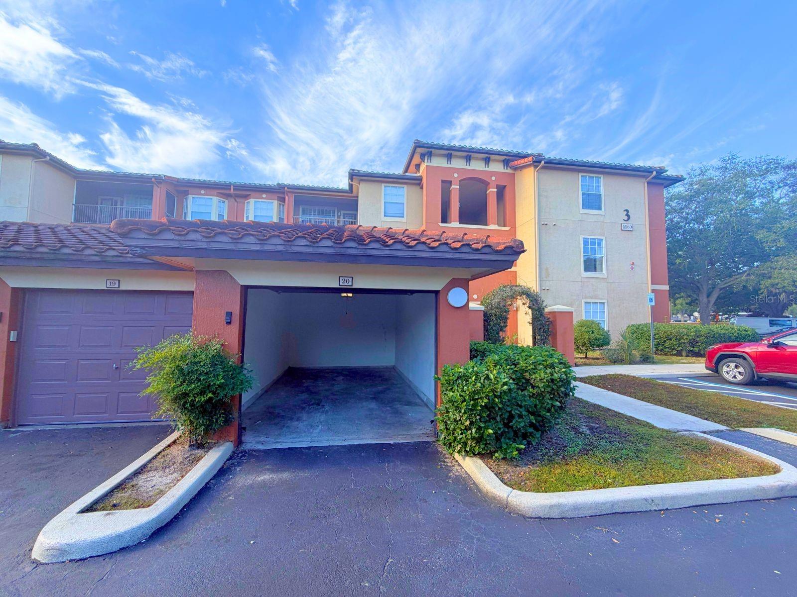 5560 Metrowest Blvd, FL