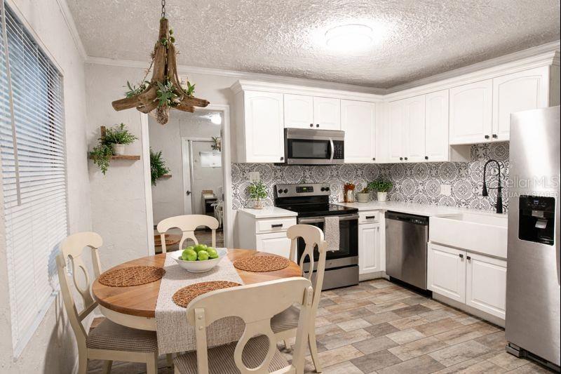 4325 5th Avenue, FL