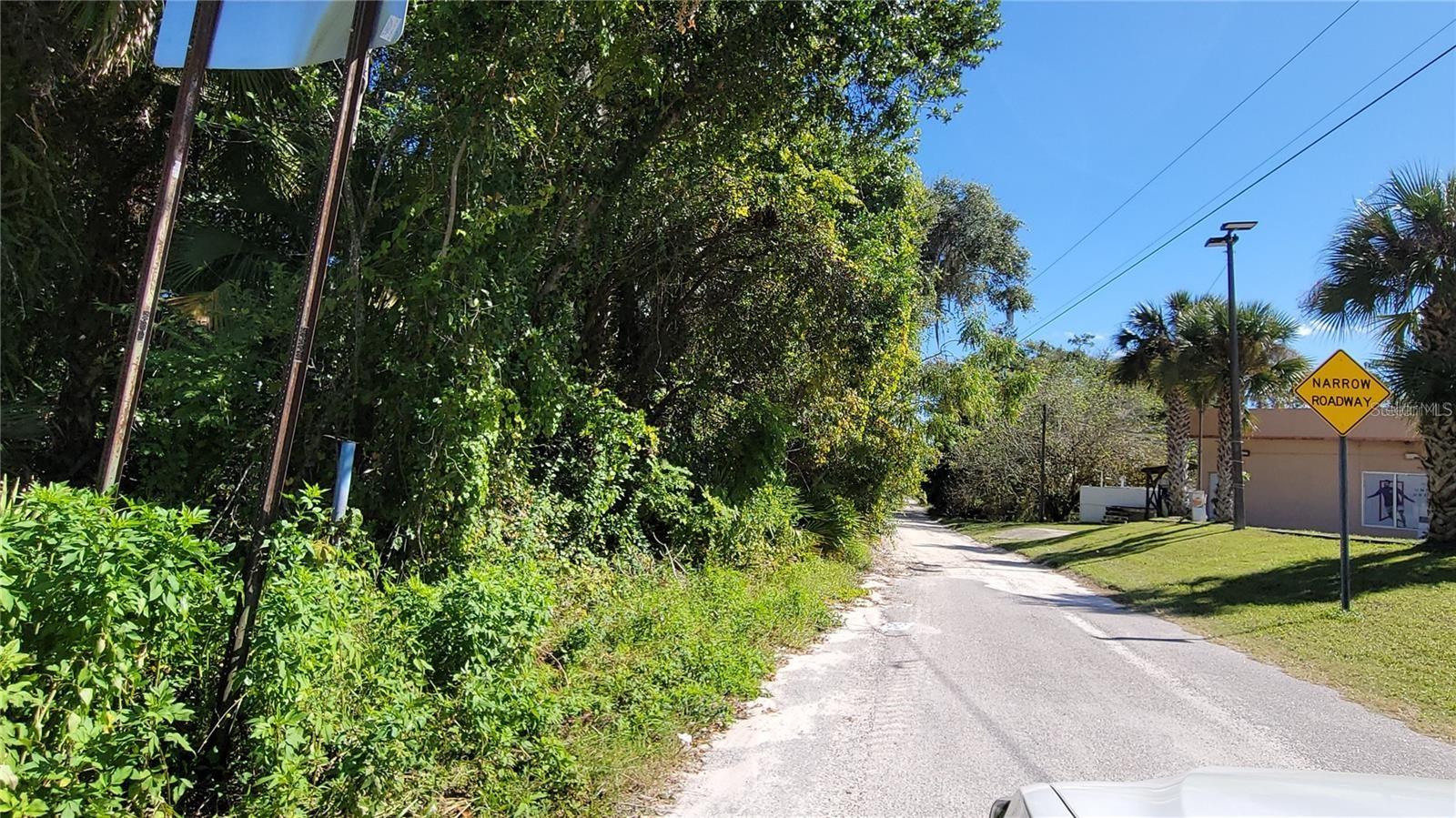 Lakeview St, FL