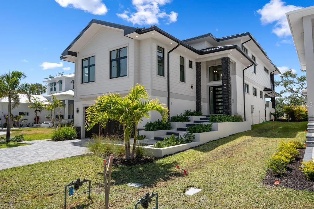 527 Venice Lane, FL