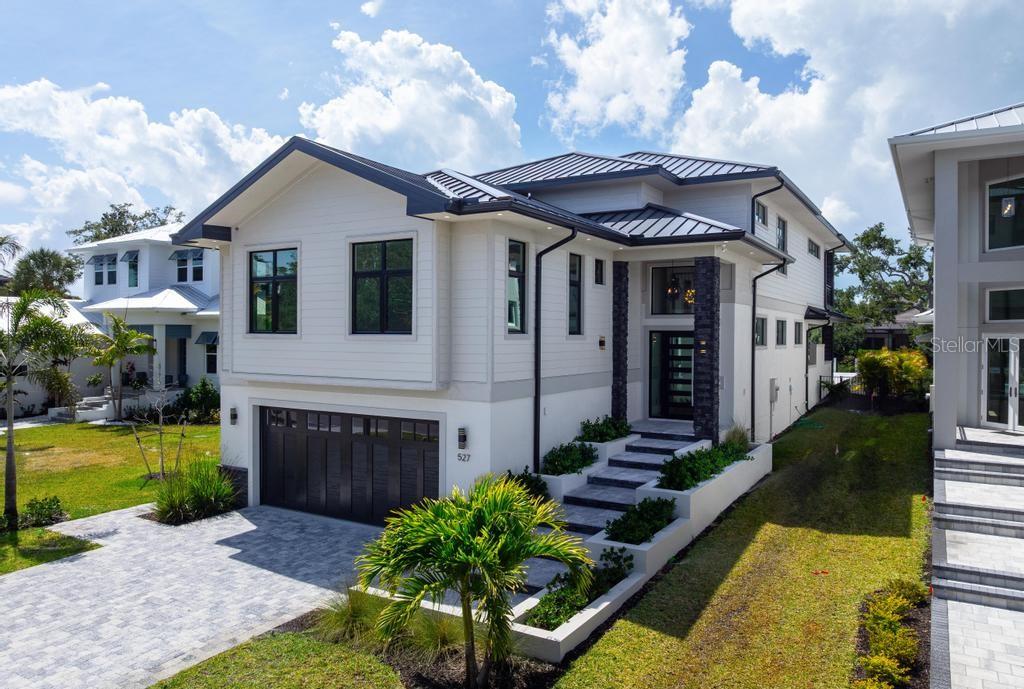 527 Venice Lane, FL