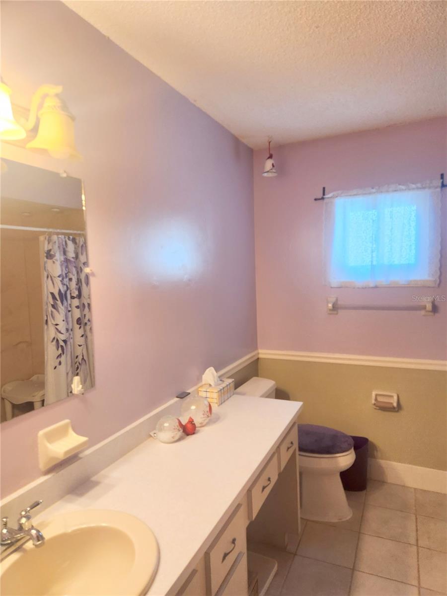 9940 103rd Place, FL