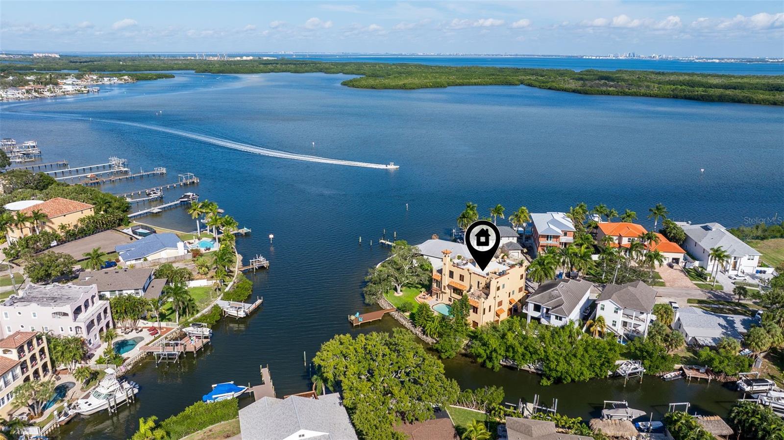 1815 Bayou Grande Blvd Ne, FL